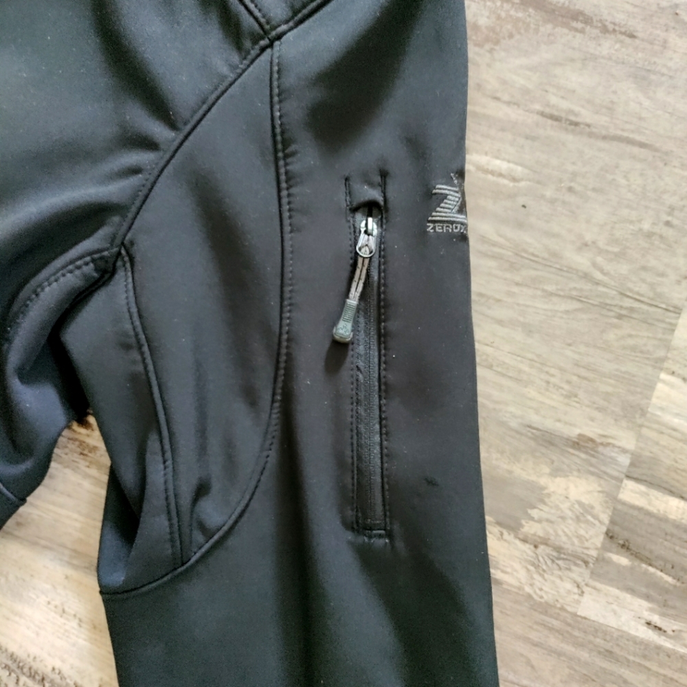Black Large Jacket - Picture 2 of 2